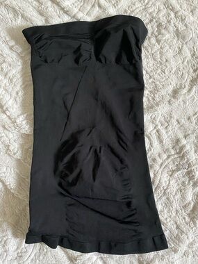 M\L Classic Black Strapless Women’s spandex slip